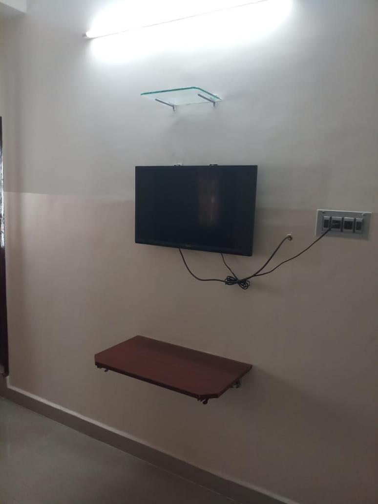 Chennai Guest House Luaran gambar