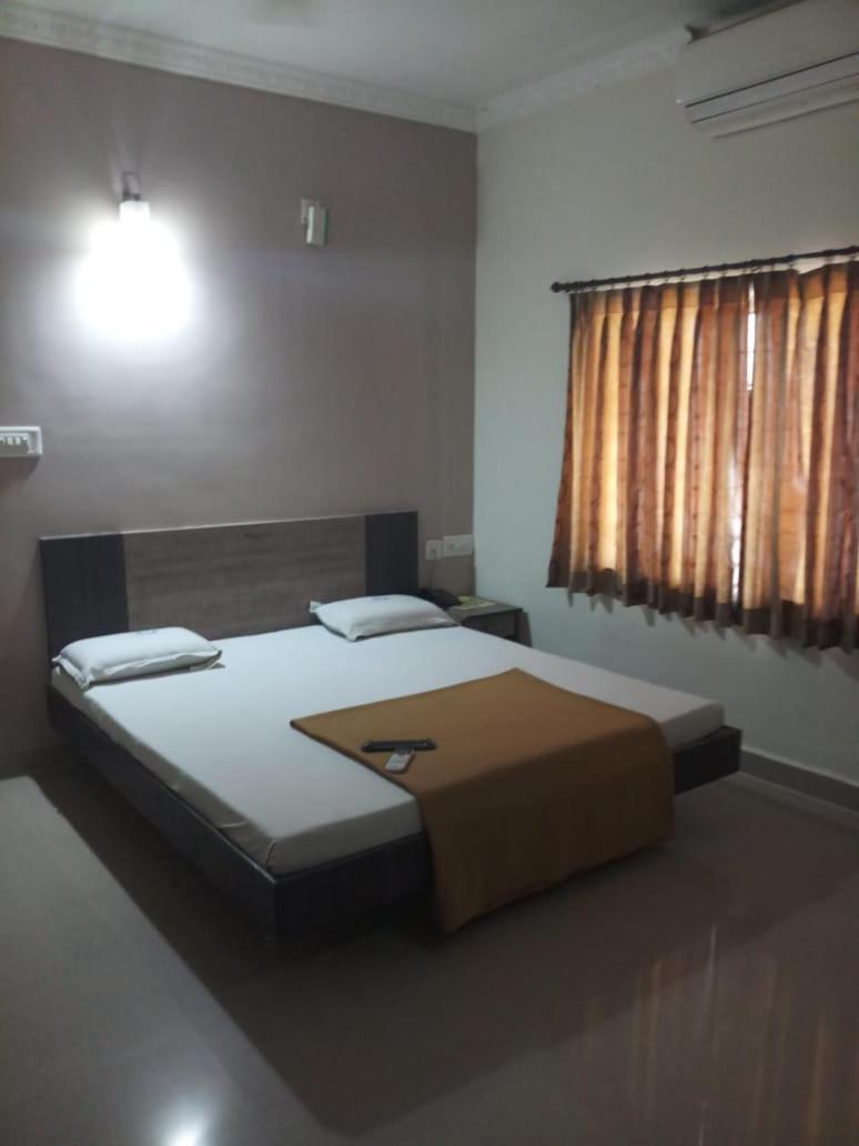 Chennai Guest House Luaran gambar