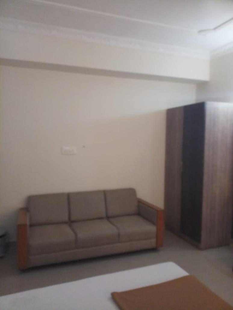Chennai Guest House Luaran gambar